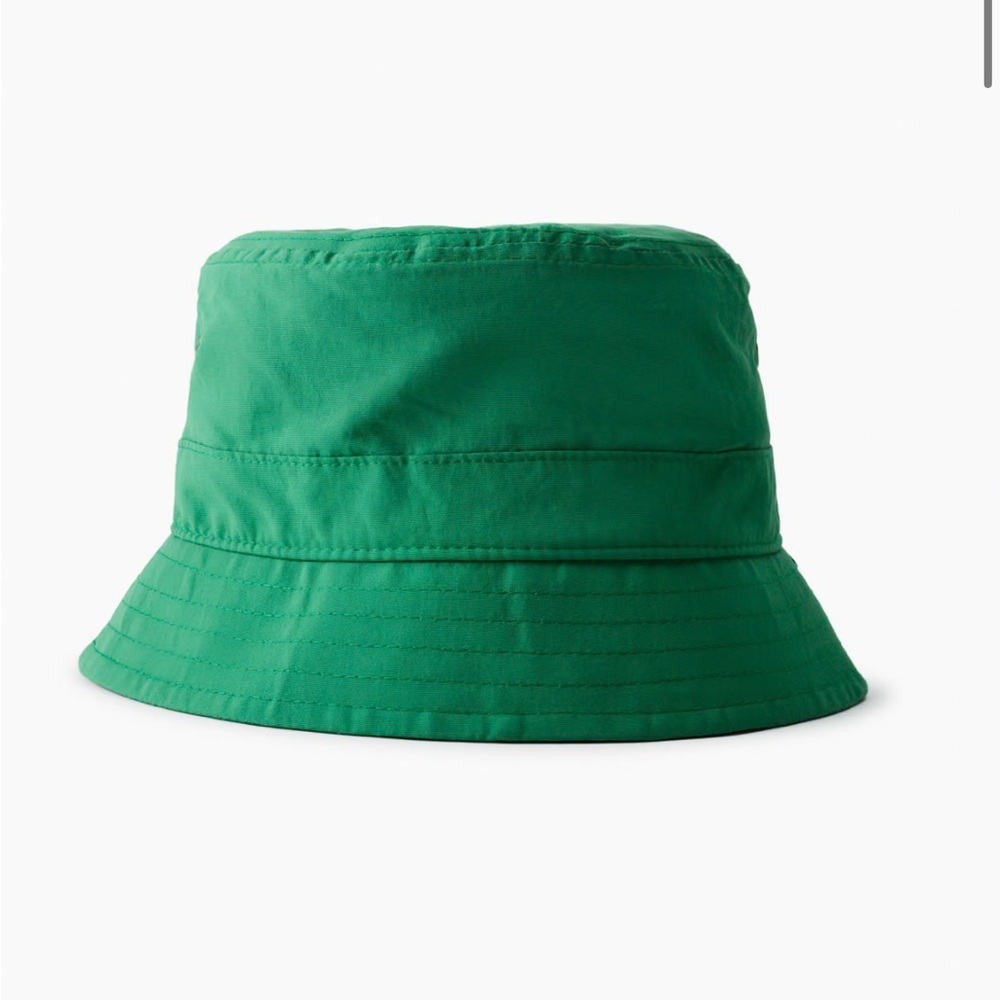 NWT Tna Steinway Bucket Hat Green